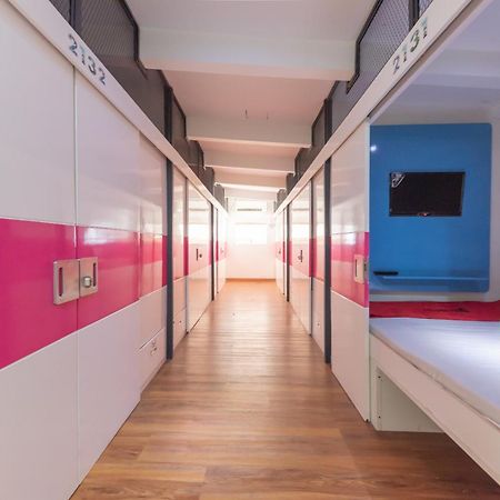 Reddoorz Hostel At Kiara Cozy Kircon Bandung Kültér fotó