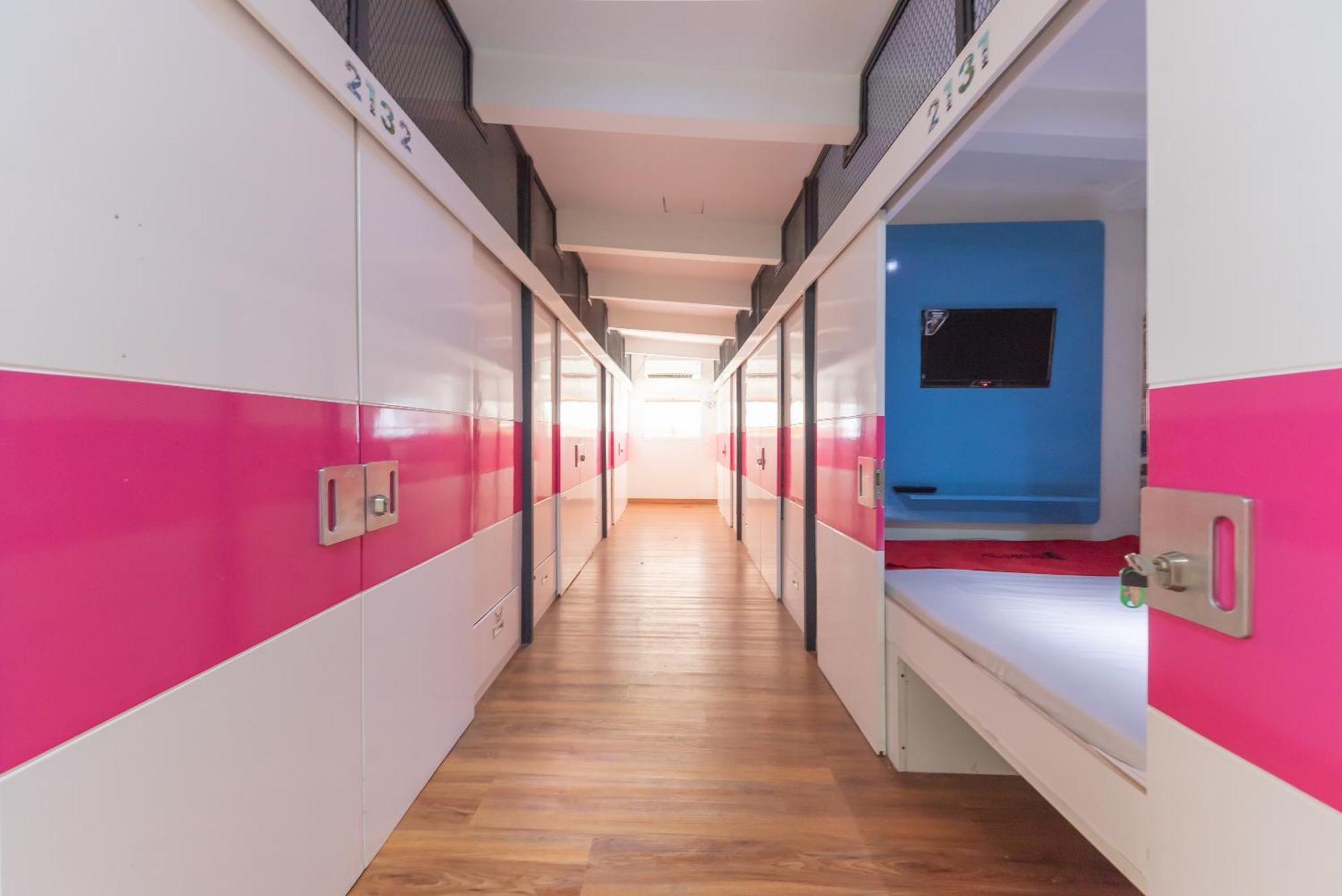 Reddoorz Hostel At Kiara Cozy Kircon Bandung Kültér fotó
