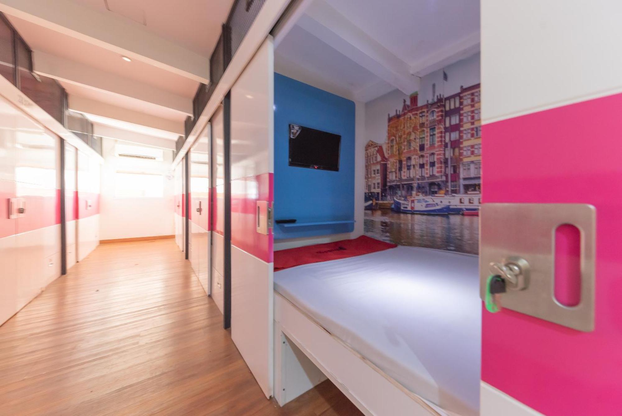Reddoorz Hostel At Kiara Cozy Kircon Bandung Kültér fotó