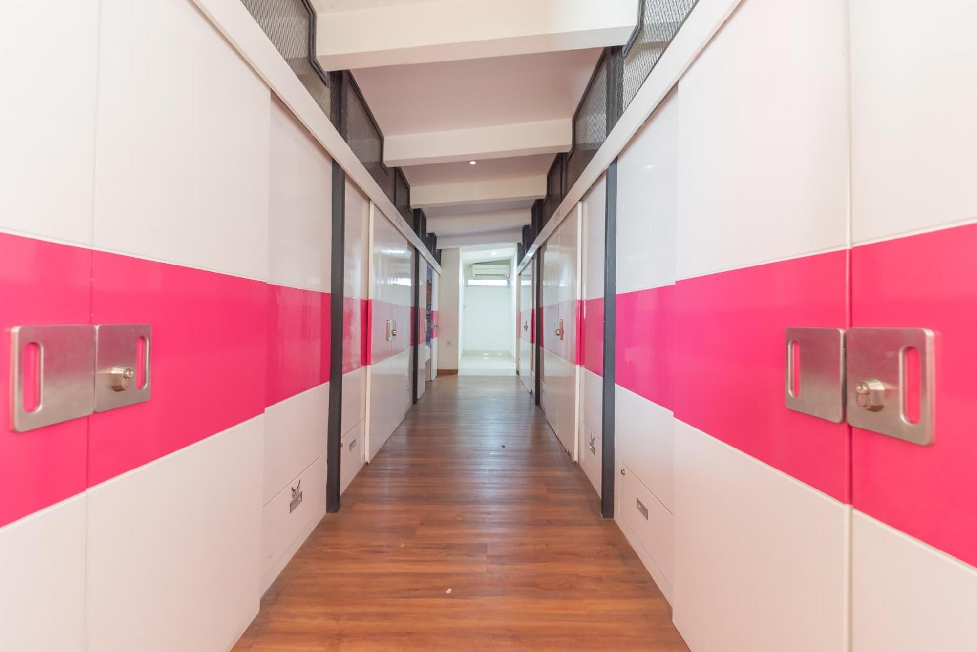 Reddoorz Hostel At Kiara Cozy Kircon Bandung Kültér fotó